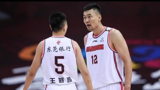 久久久精品视频免费观看
