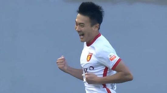 日日狠狠久久偷偷四色综合免费